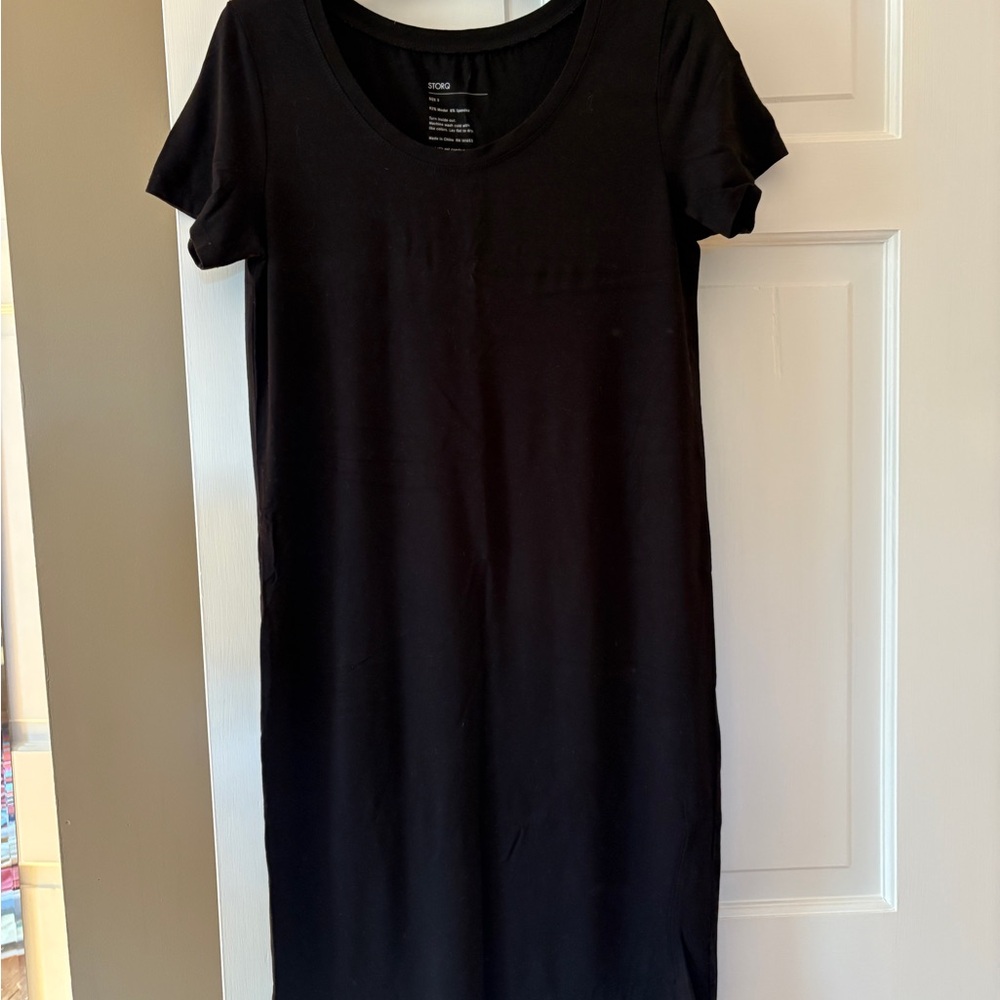 Storq Maternity Black Midi T-shirt Dress